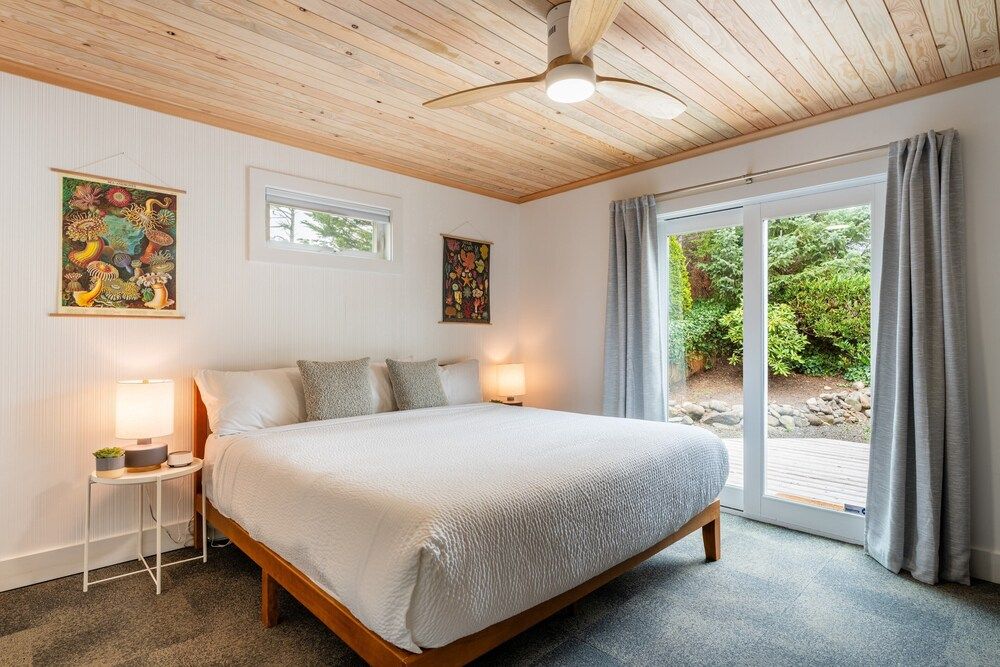 House (2 Bedrooms)