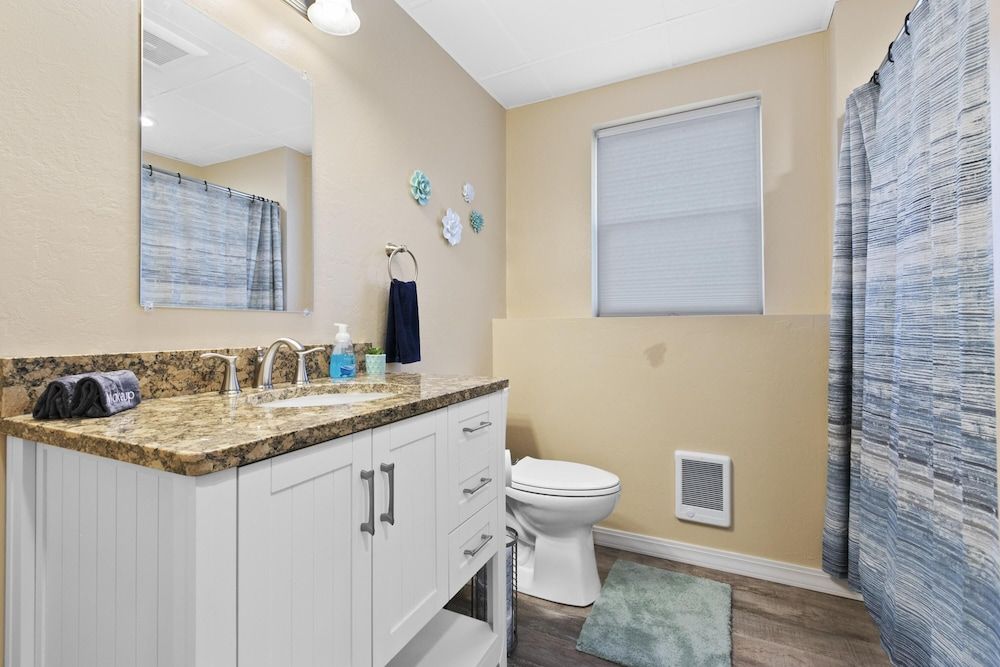 The Goat House Waterfront Hottub 3 Acres House 29