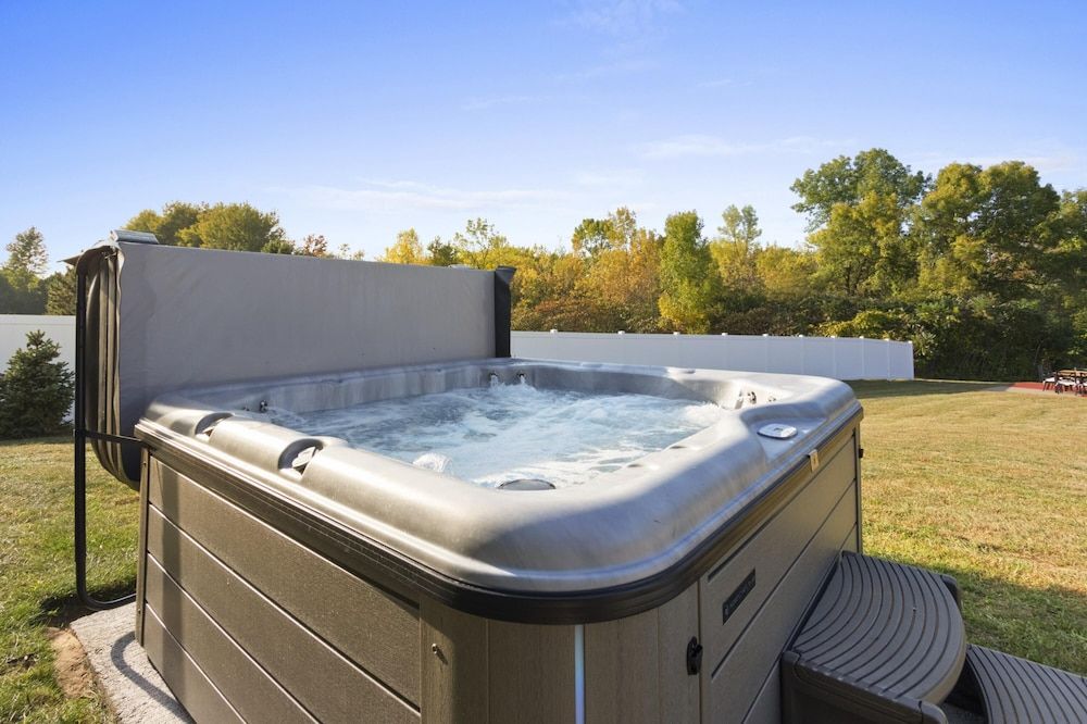 The Goat House Waterfront Hottub 3 Acres House 33