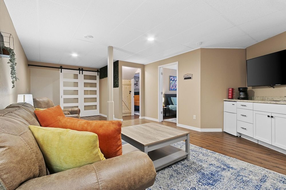 The Goat House Waterfront Hottub 3 Acres House 36