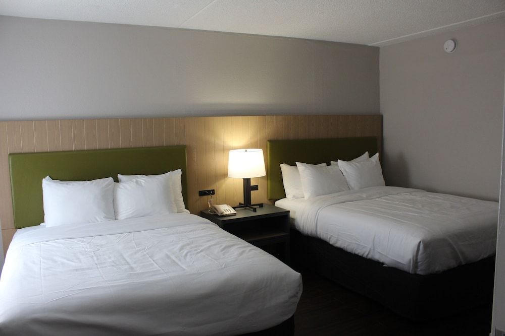 Country Inn & Suites By Radisson, Dunbar - Charleston Suite, 1 King Bed, Non Smoking 3