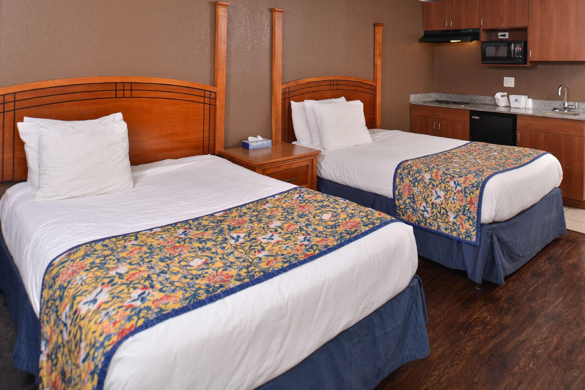 2 Double Beds, Non-Smoking