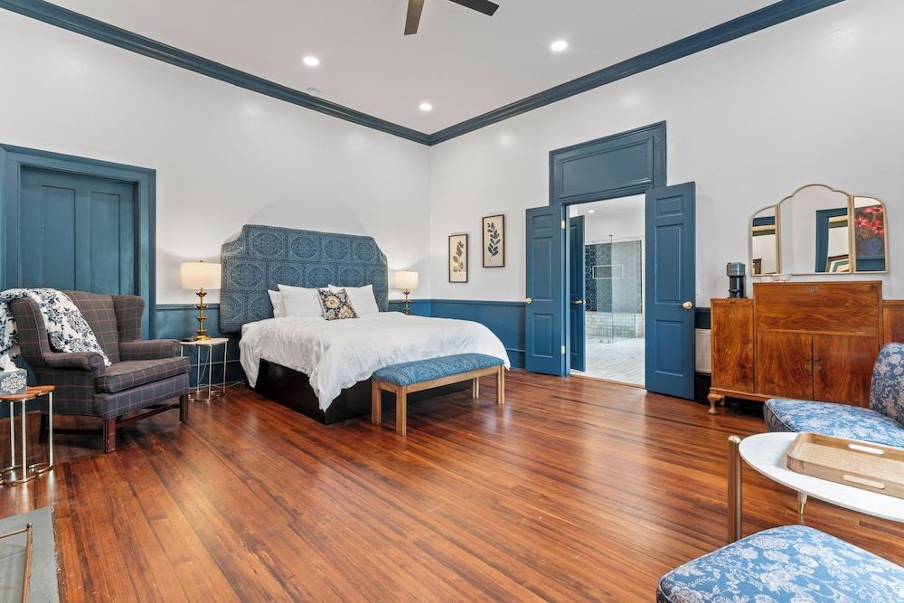 Deluxe Room, 1 King Bed