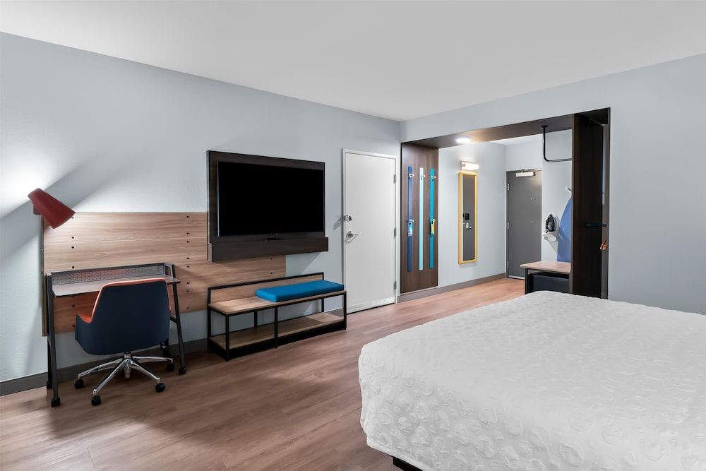 Tru By Hilton Wauseon Room, 1 King Bed, Accessible, Bathtub