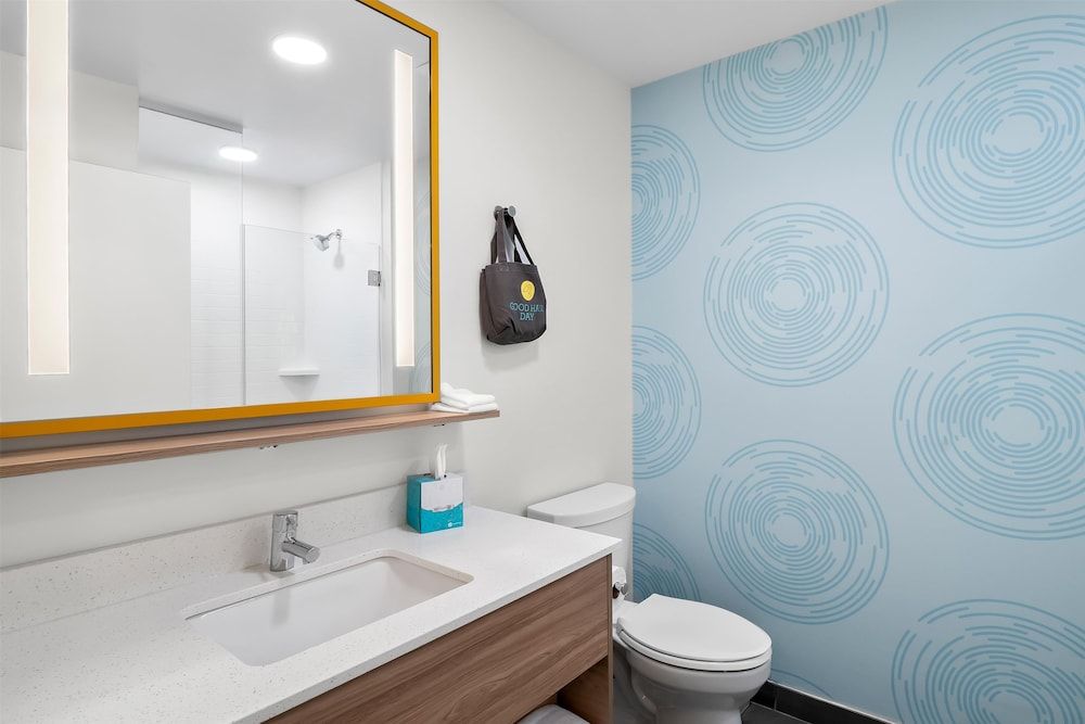 Tru By Hilton Wauseon Room, 2 Queen Beds, Accessible (Hearing) 6