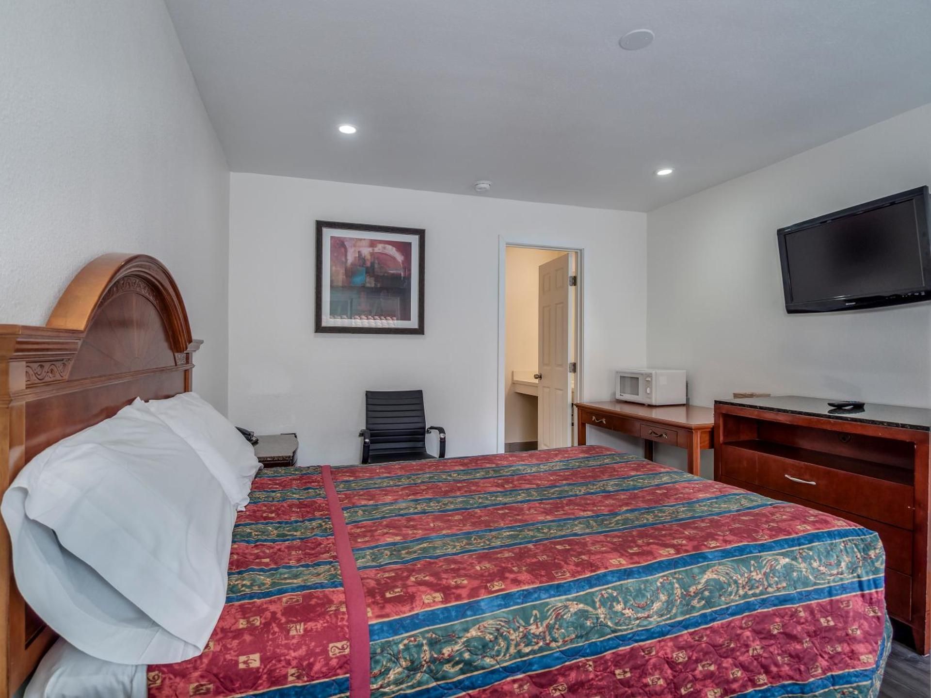 Queen Room