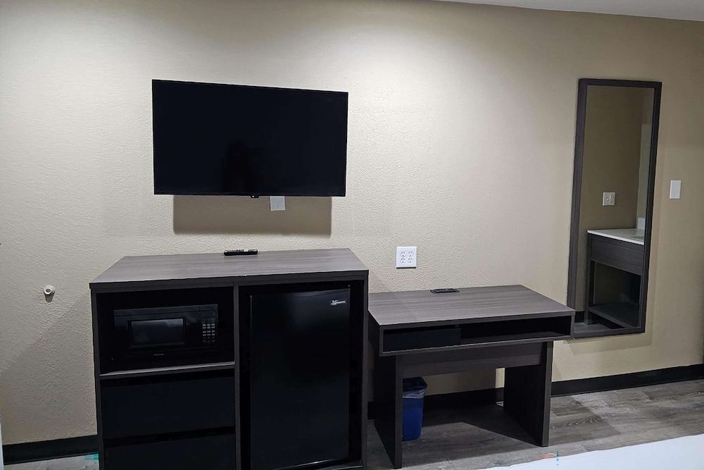 Super 8 by Wyndham Big Spring Room, 2 Double Beds, Non Smoking 12