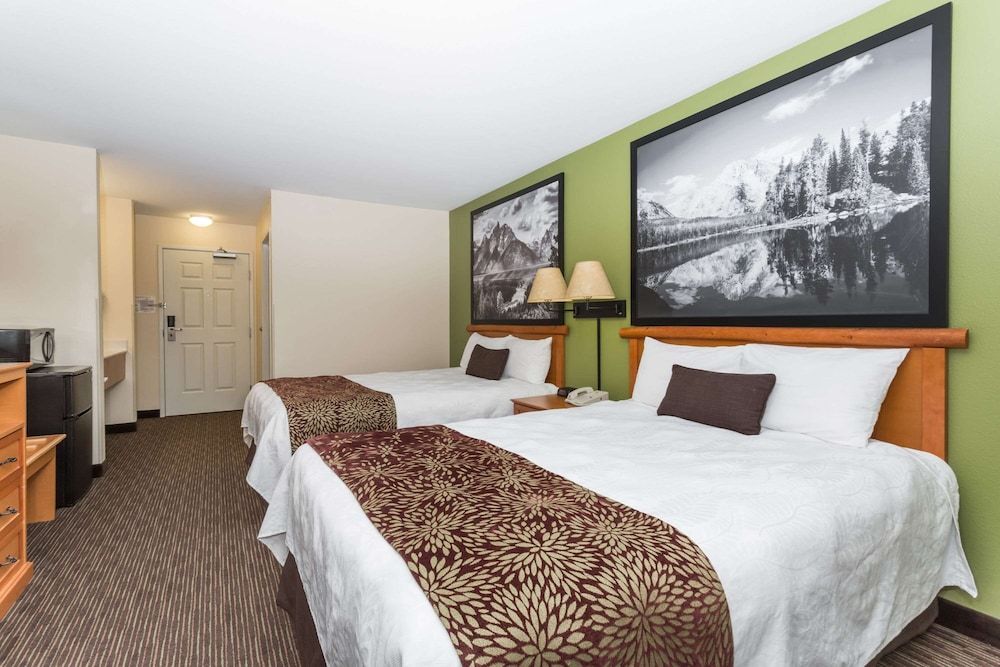 Suite, Multiple Beds, Non Smoking