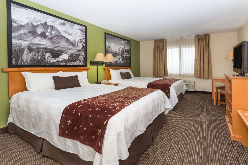 Room, 2 Queen Beds, Non Smoking
