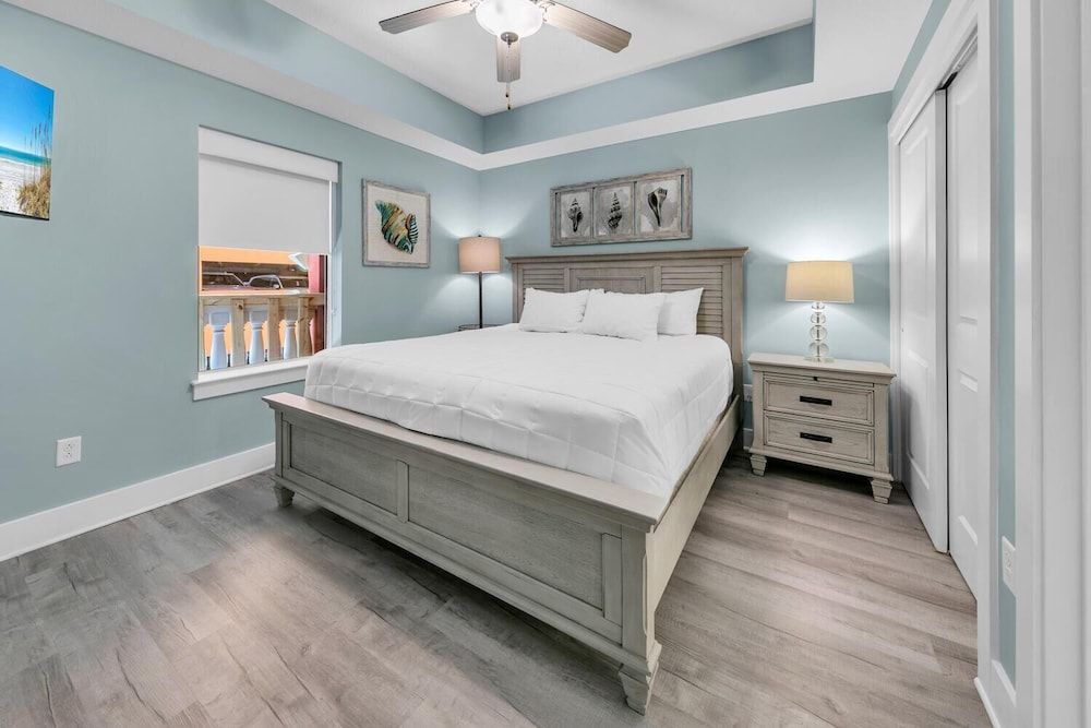 Condo, 1 King Bed with Sofa bed (Calypso 3-208)