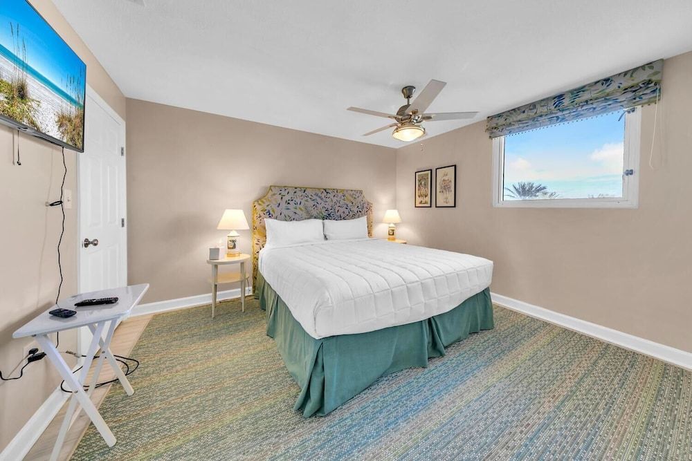 Condo, Multiple Beds (Sterling Beach #301)