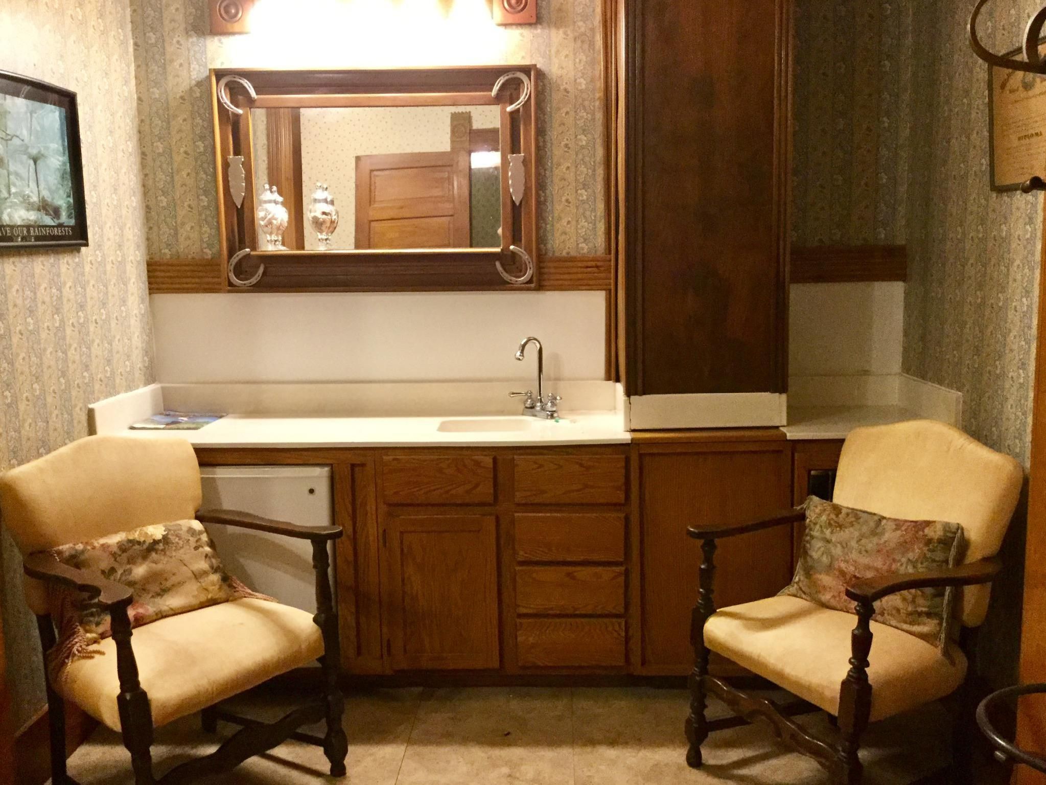 Apartment-Ensuite-Superior-Garden View-Brimberry Suite