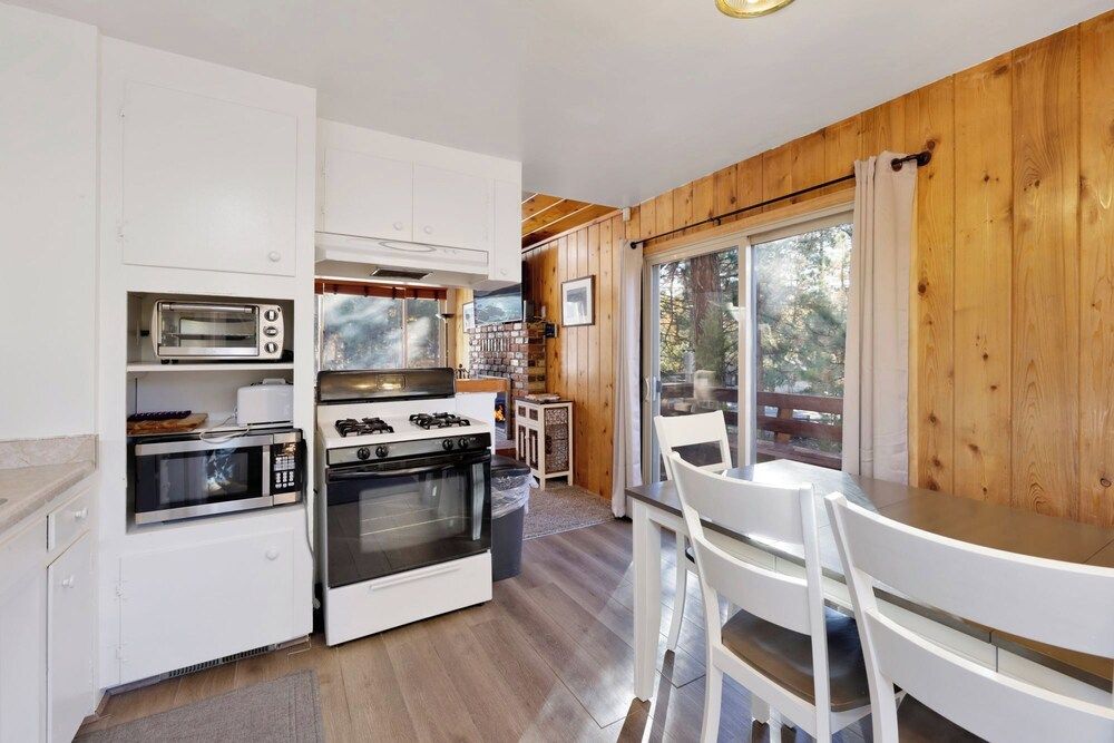 Cozy Cabin #1921