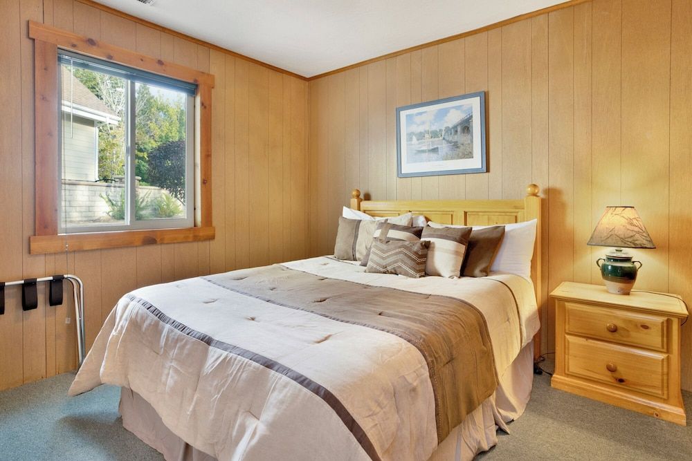 Lakeview Getaway #2120