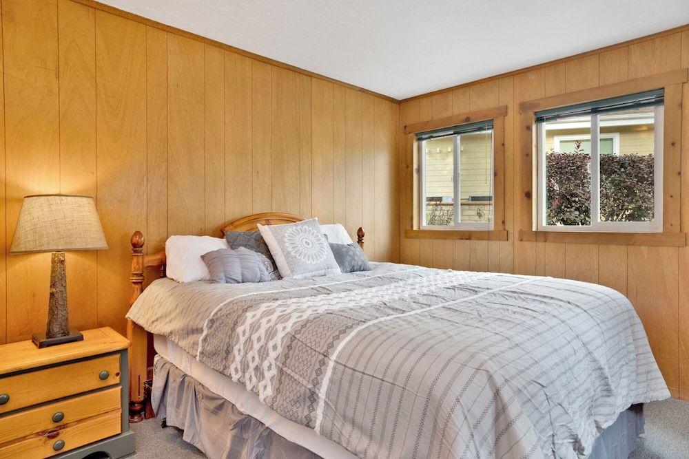 Lakeview Getaway #2120