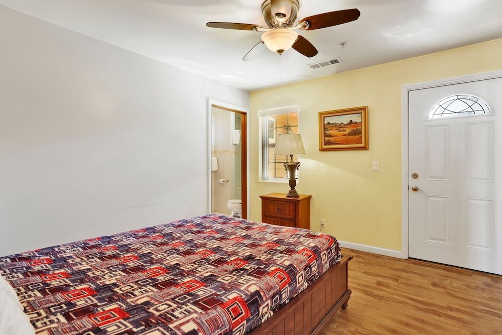 House, Multiple Beds, Hot Tub, Mountain View (1567)