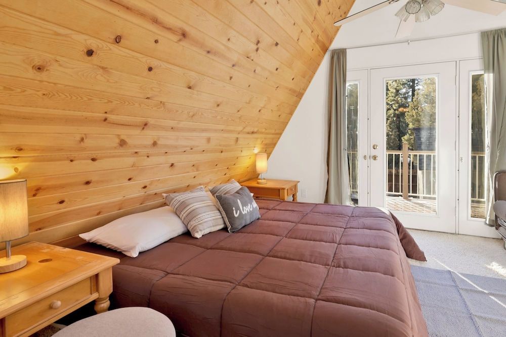 Cabin, Multiple Beds, Hot Tub, Mountain View (2124)