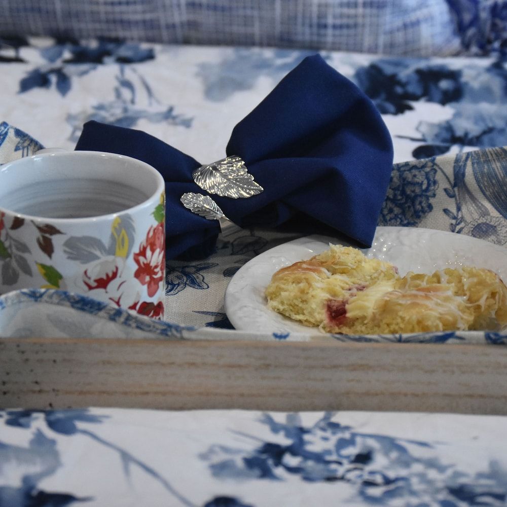 Lakefront Bliss - Fully Loaded House 22