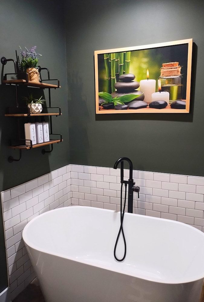 Lakefront Bliss - Fully Loaded House 17