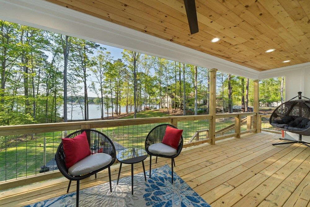 Lakefront Bliss - Fully Loaded House 8