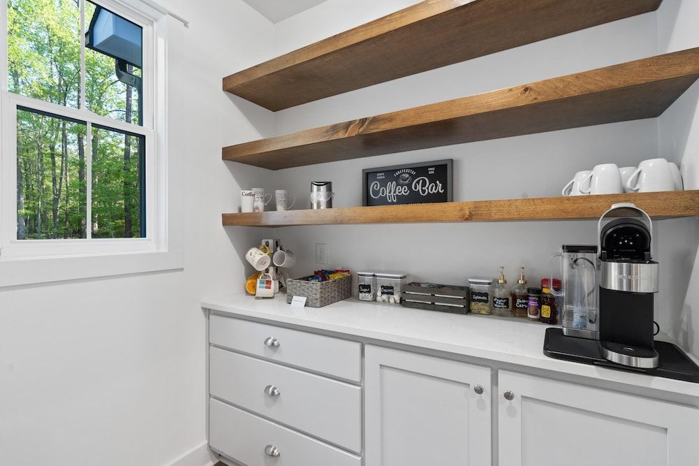 Lakefront Bliss - Fully Loaded House 20