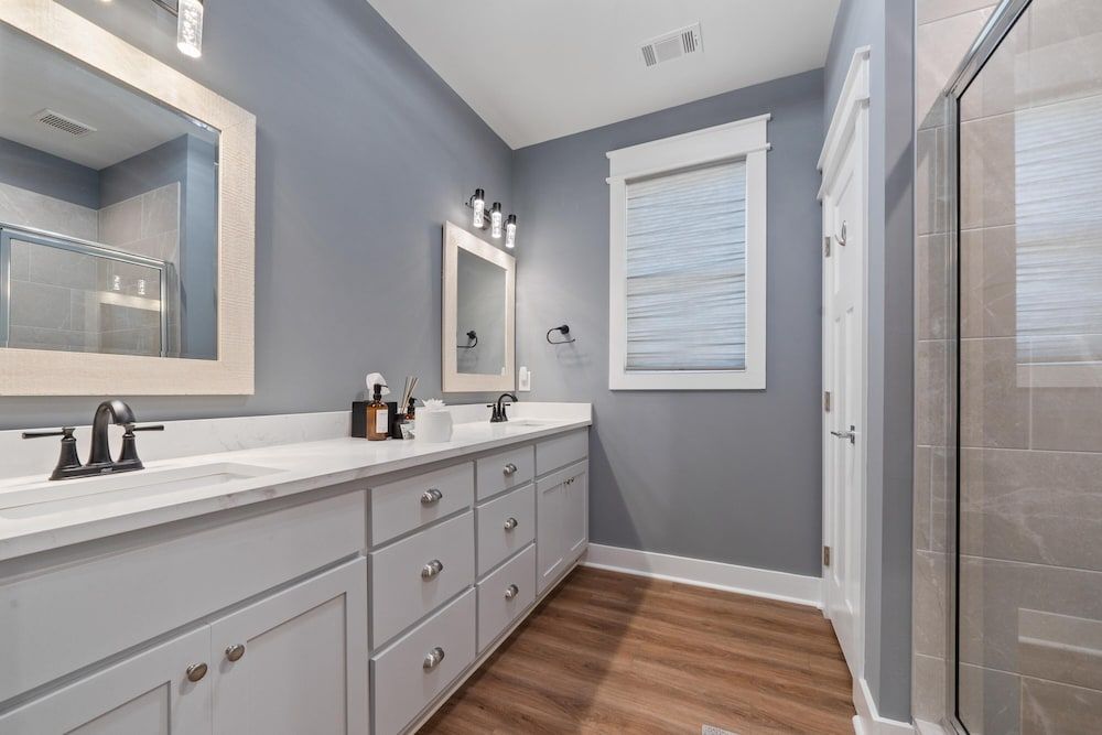 Lakefront Bliss - Fully Loaded House 13