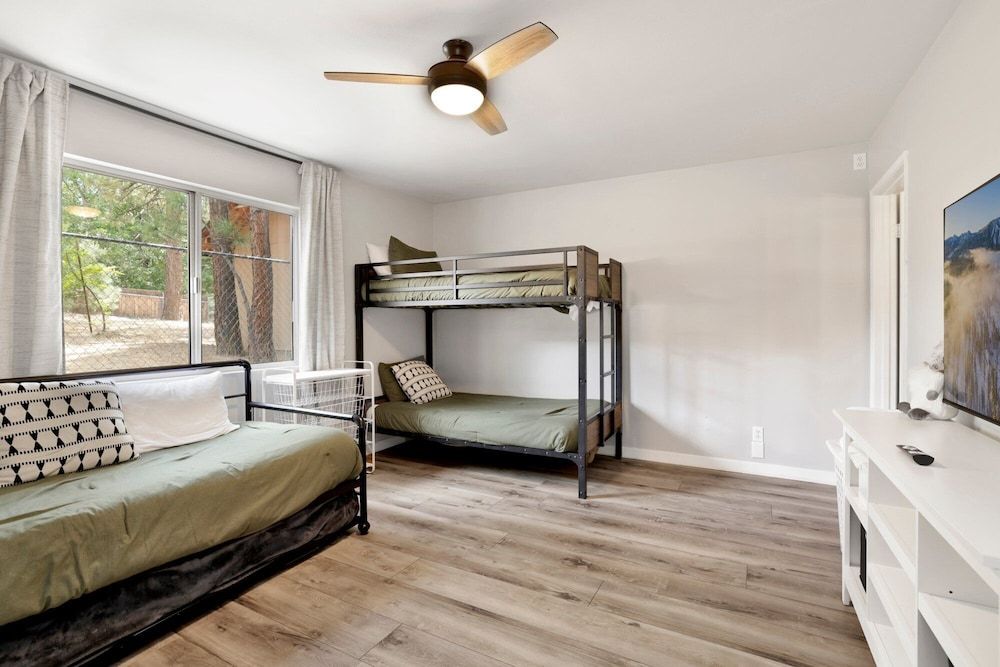Cabin, Multiple Beds, Hot Tub, Mountain View (2087)