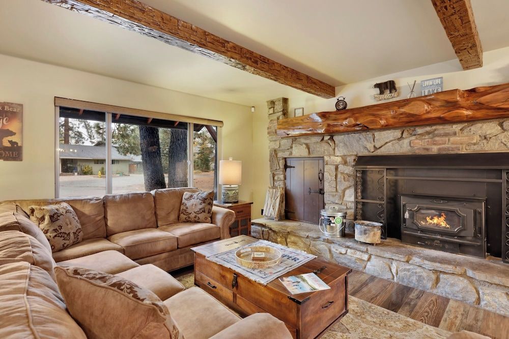 Eagle Point Lodge #2080 Cabin, Multiple Beds, Hot Tub, Mountain View (2080) 13