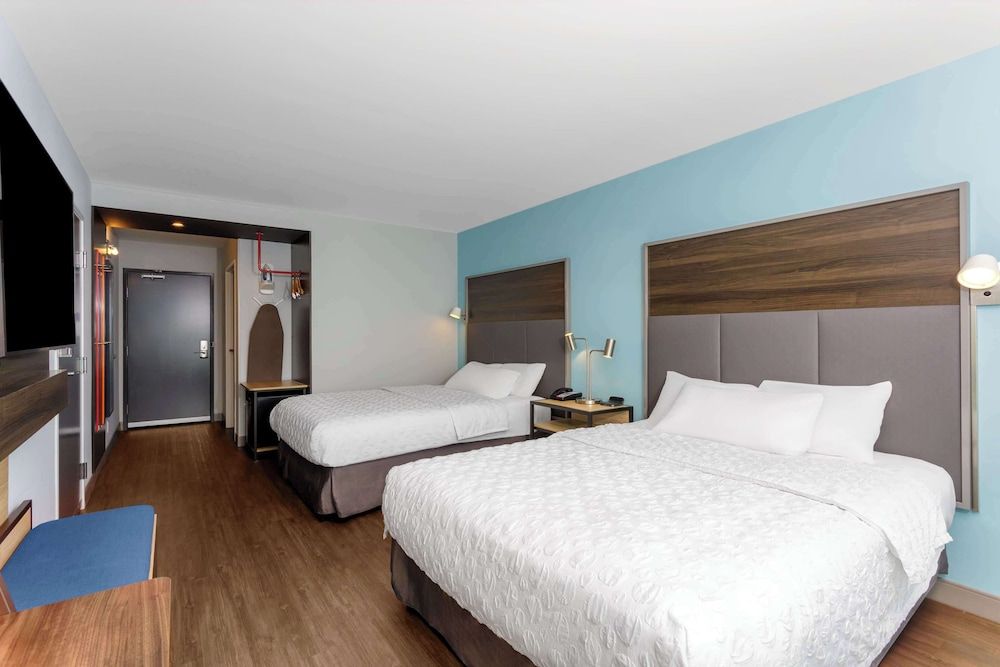 Room, 2 Queen Beds