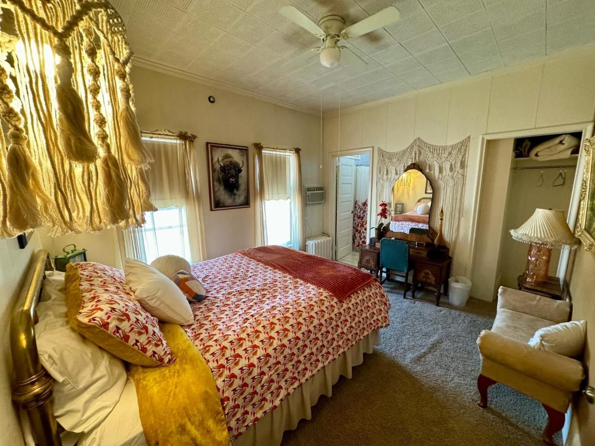 Queen Room