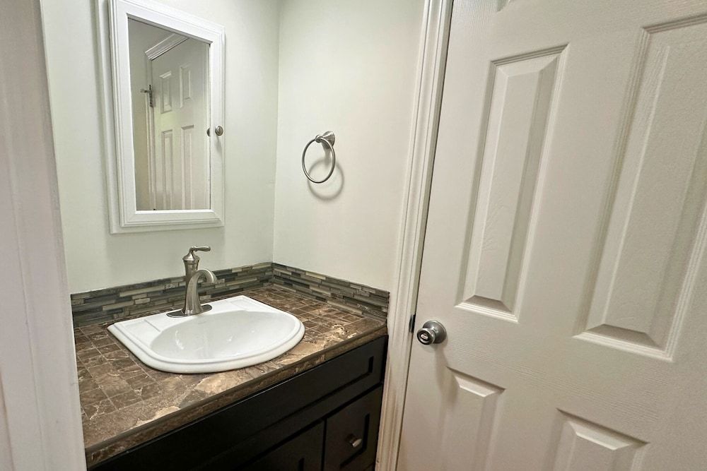 Blowing Rock Inn Suite, 2 Bedrooms 6