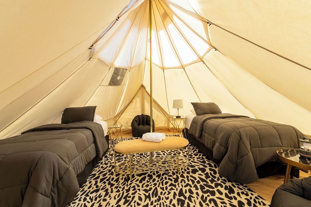 Comfort Tent, 2 Twin Beds