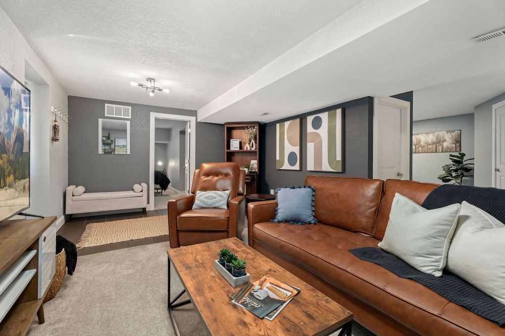 Beautiful Old Town 2 Bedroom Apartment With Bikes! Apartment, 2 Queen Beds, Patio, Garden View (321 N. Meldrum) 9