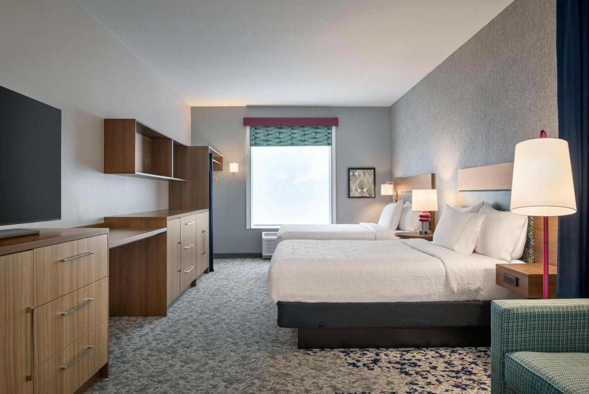 2 Queen Beds Studio Suite