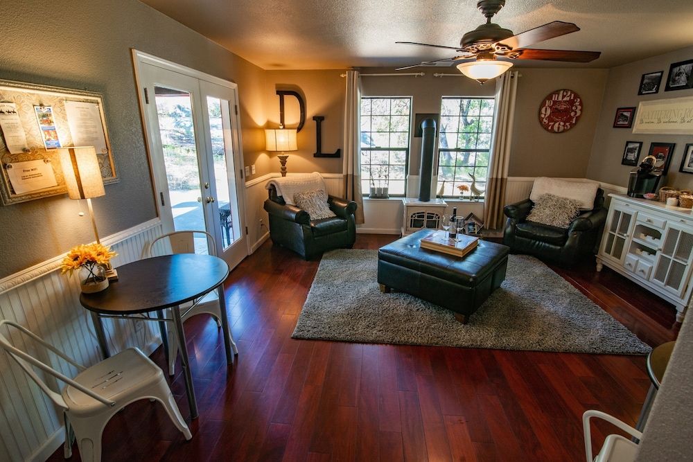 Drakeslanding Inn Business Room 5