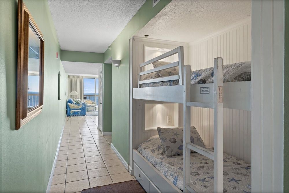 Condo, 1 Bedroom