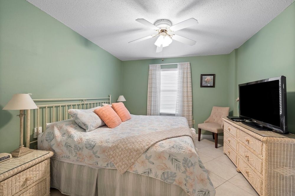 Condo, 1 Bedroom