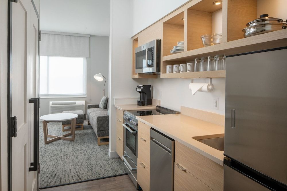 Towneplace Suites Pensacola West I-10 Suite, 1 Bedroom 9