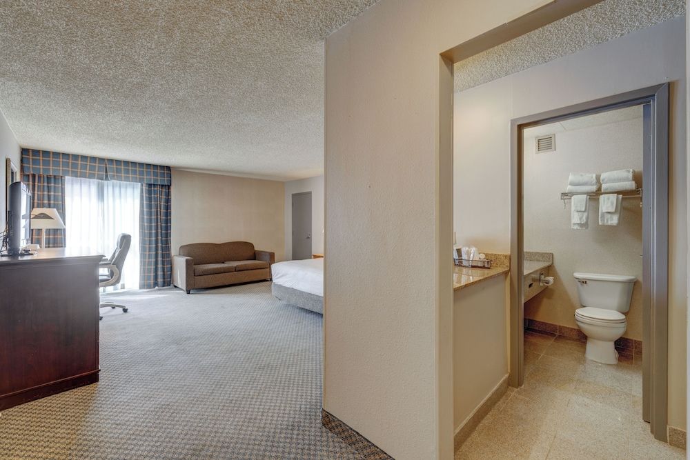 Riverside Hotel Suite, 1 Bedroom 12