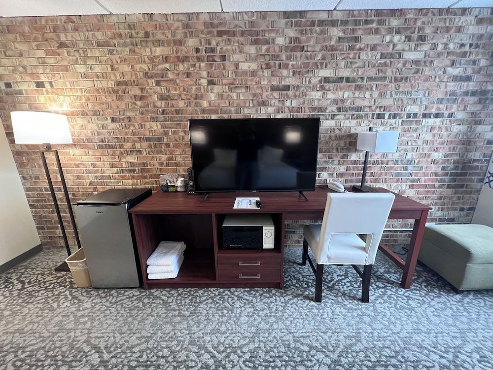 The Hudson Inn Comfort Double Room 2