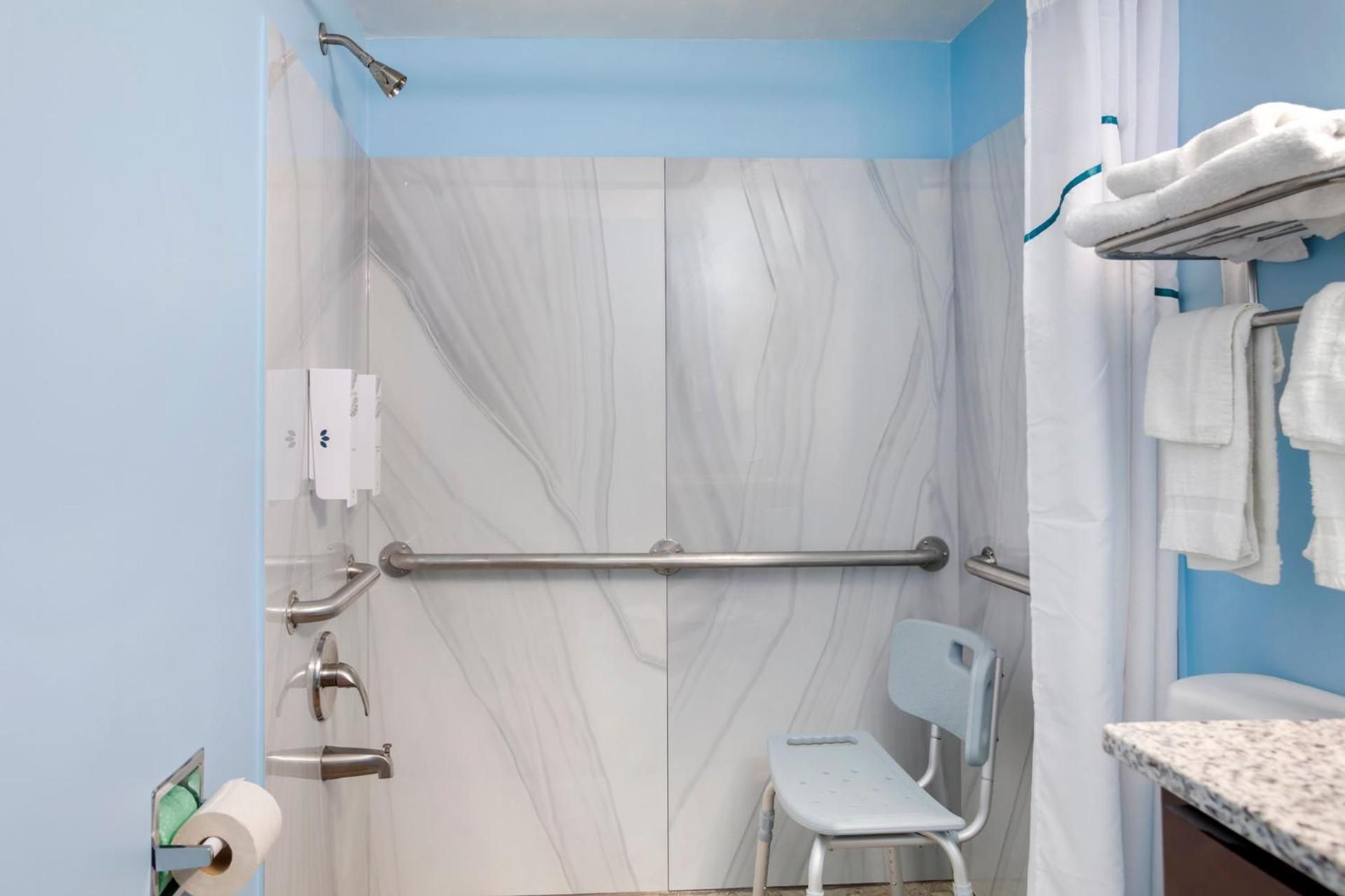 Studio Queen Room Disability Access Non-Smoking