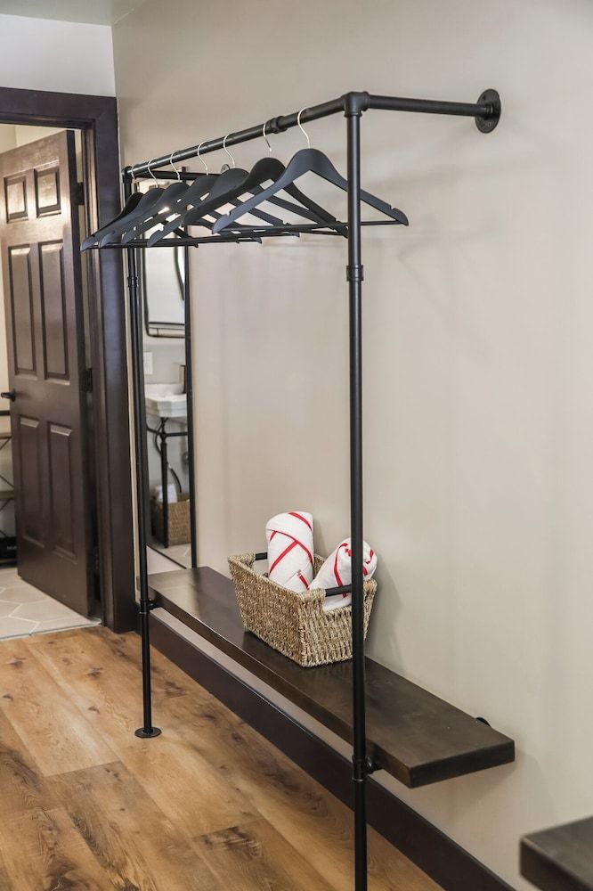 Altus Lodge Room, 2 Queen Beds 4