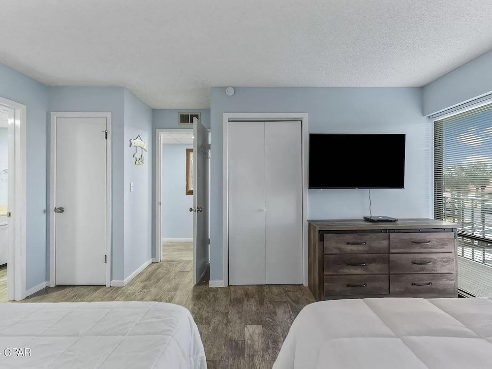 Condo, Multiple Beds (Edgewater Tower 3-103- Sunset Edge)