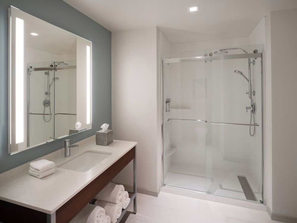 EVEN Hotel Bozeman Yellowstone Intl Arpt​ by IHG Premium Room 6