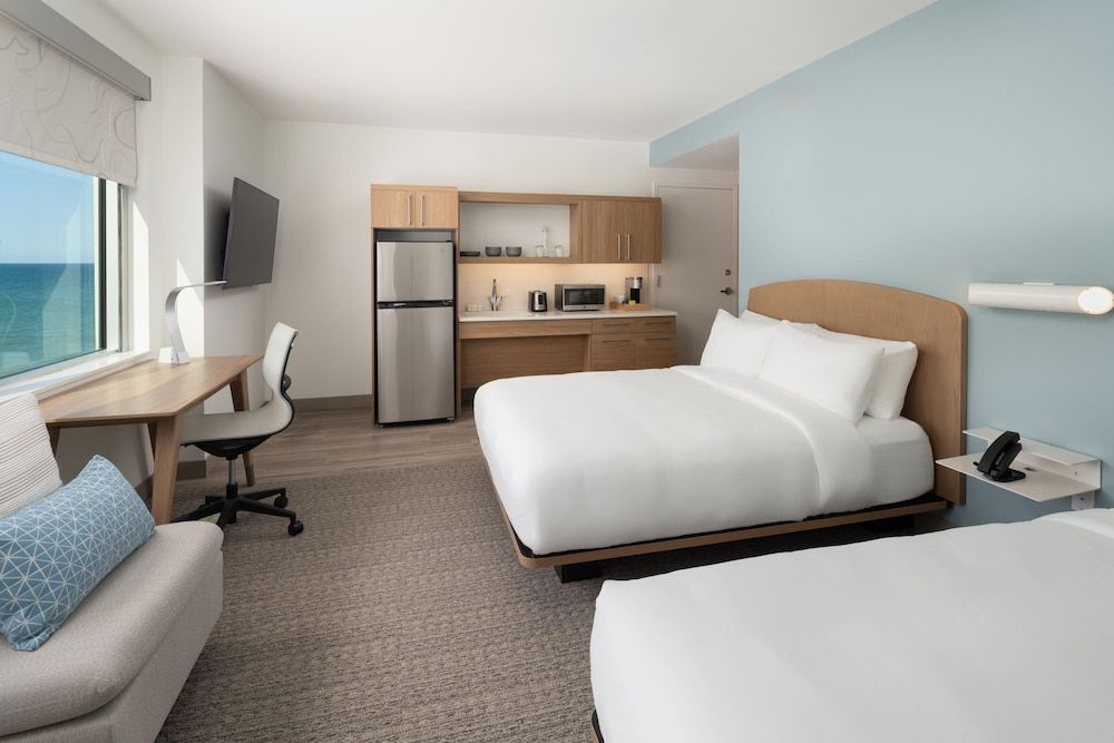 Element Melbourne Oceanfront Studio, Multiple Beds, Ocean View (Mobility Accessible, Roll-in Shower) 2