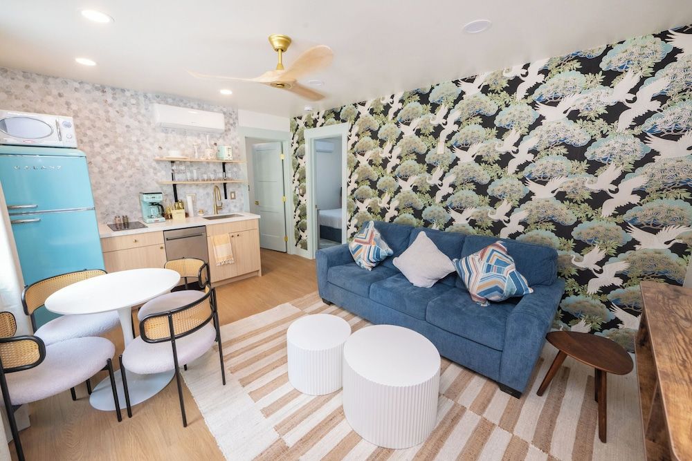 Luxury Room, 2 Bedrooms, Non Smoking, Kitchenette