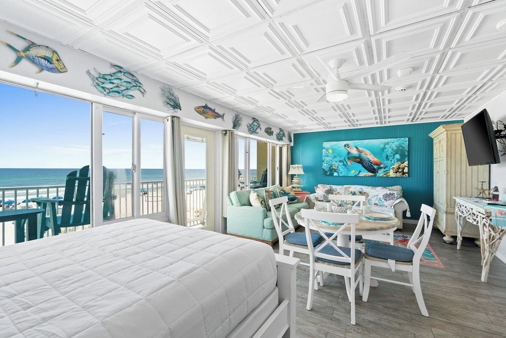 Deluxe Studio, Ocean View (311)