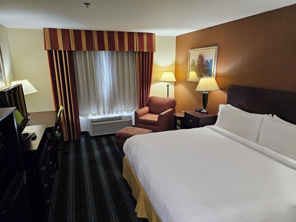 Express Inn Leesville Ft Johnson, SureStay Collection by BW Standard Room, 1 King Bed, Accessible, Refrigerator & Microwave