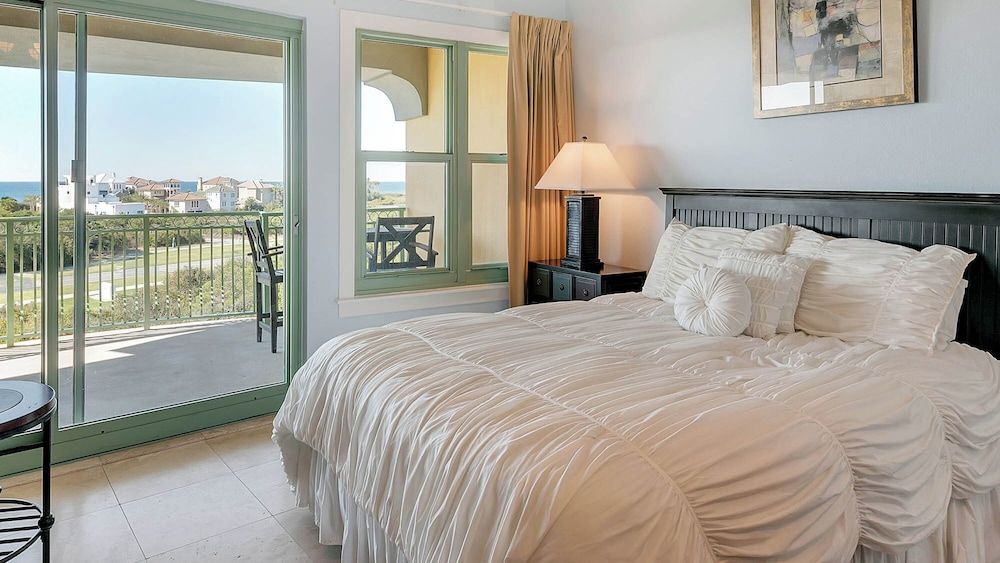 Condo, 1 Queen Bed, Patio, Ocean View (Inn At Seacrest 405)