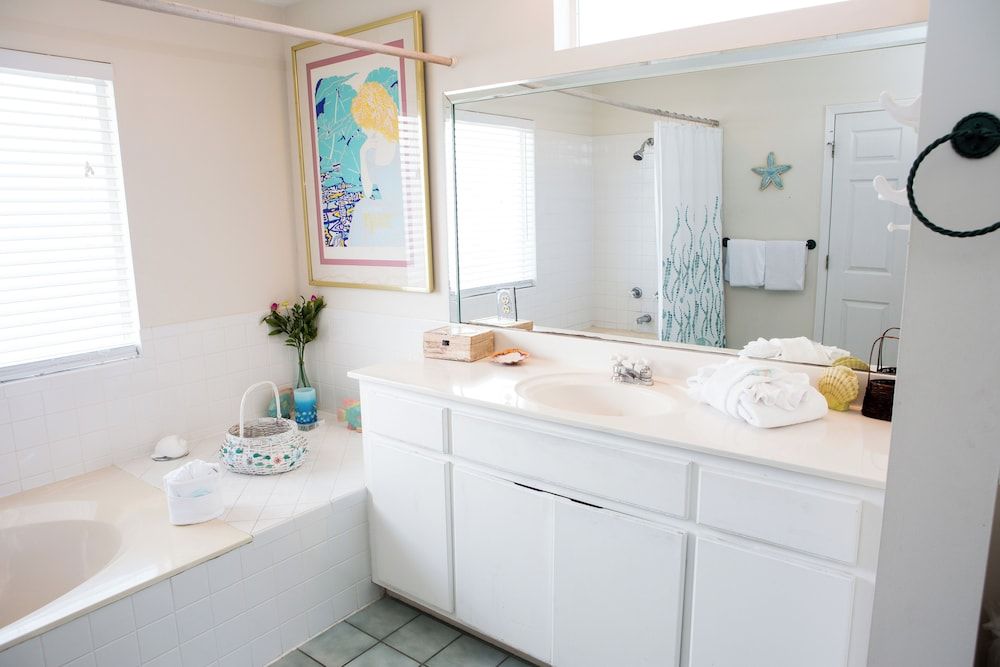 On a Scenic Dune Lake in Seagrove ~ Dog Friendly House, Multiple Beds, Patio (All's Well) 18